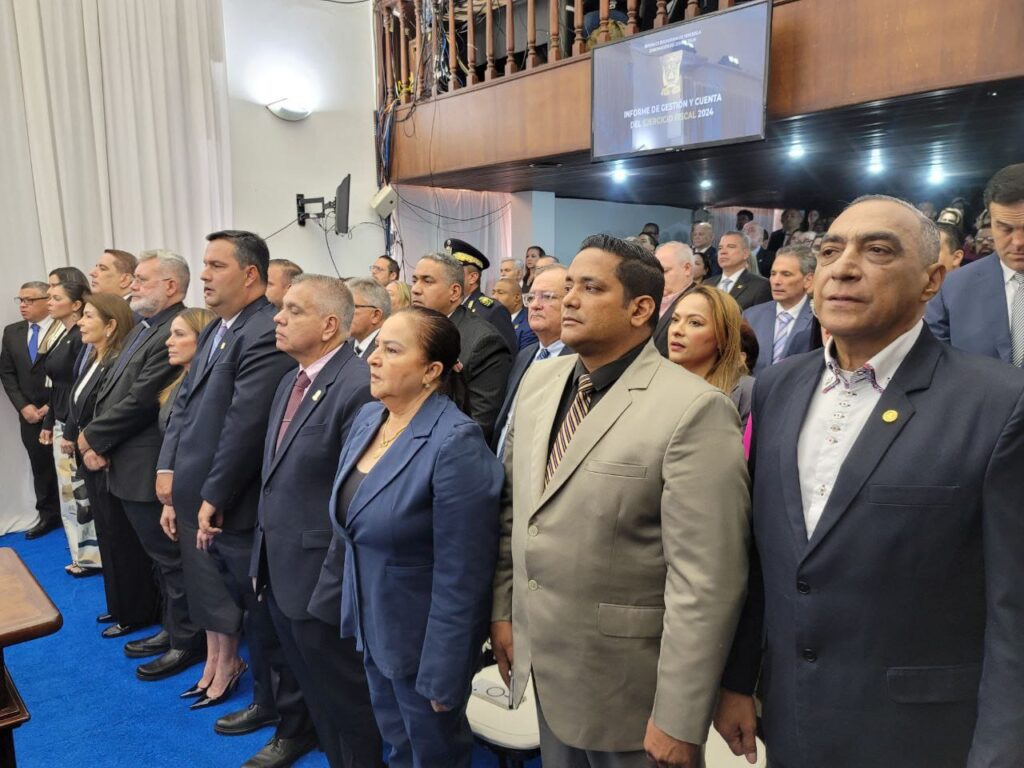 Gobernador Manuel Rosales presentó ante el parlamento zuliano su informe de gestión y cuenta 2024 4 WhatsApp Image 2025 02 03 at 3.39.29 PM