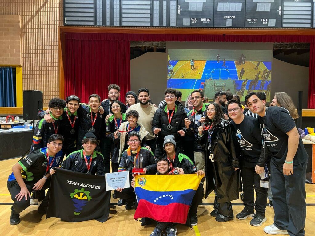 Robótica zuliana brilló en el torneo First Tech Challenge Italia Championship 2025 2 WhatsApp Image 2025 02 22 at 5.57.53 PM 1 1024x768 1