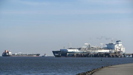 el petrolero ruso hoegh esperanza con 40 000 toneladas de diesel viaja desde rusia