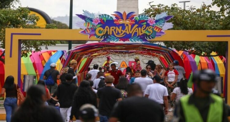 Presidente Maduro afirmó que los Carnavales 2025 «han sido un éxito total» 1 Carnaval