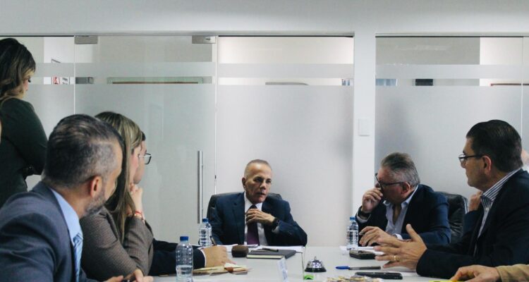 Gobernador Rosales y la Cámara Petrolera analizaron el impacto negativo de las sanciones hacia Venezuela 1 Rosales