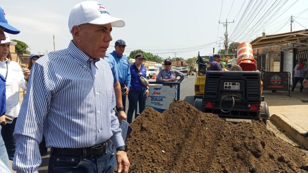 Gobernador Manuel Rosales inspeccionó trabajos de recuperación, construcción y modernización en Los Haticos II de Maracaibo 2 WhatsApp Image 2025 03 28 at 9.17.12 AM