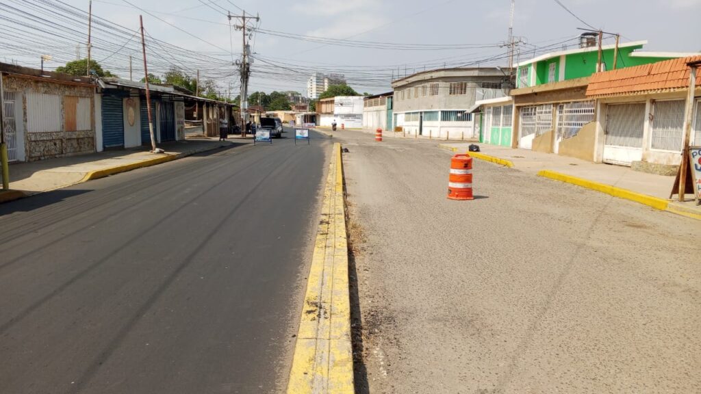 Gobernador Manuel Rosales inspeccionó trabajos de recuperación, construcción y modernización en Los Haticos II de Maracaibo 4 WhatsApp Image 2025 03 28 at 9.17.12 AM 2