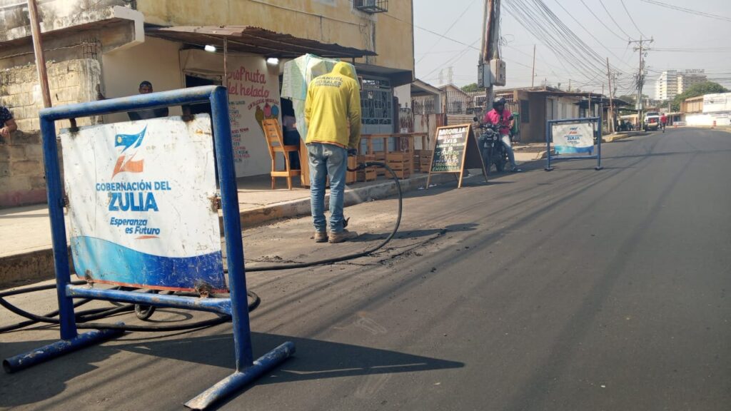 Gobernador Manuel Rosales inspeccionó trabajos de recuperación, construcción y modernización en Los Haticos II de Maracaibo 5 WhatsApp Image 2025 03 28 at 9.17.13 AM
