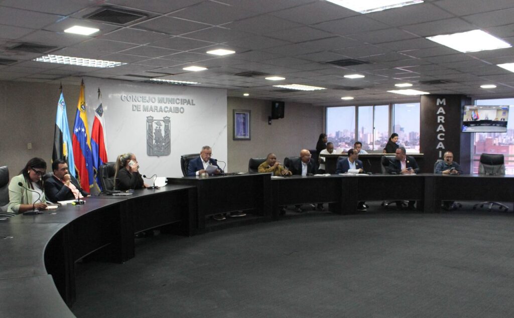 Concejo Municipal aprobó en segunda discusión la Ordenanza para la Creación del Paseo Peatonal Turístico y Gastronómico de la Zona 11 2 WhatsApp Image 2025 03 31 at 10.36.35 AM 1