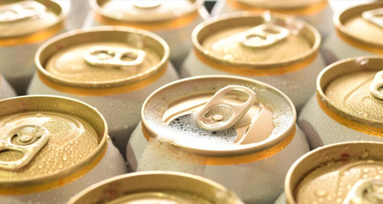 Estados Unidos impondrá el viernes un arancel del 25% a las latas de aluminio para envasar cerveza 1 Aranceles a la cerveza