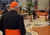 Cardenal Porras rindio homenaje ante el feretro del papa