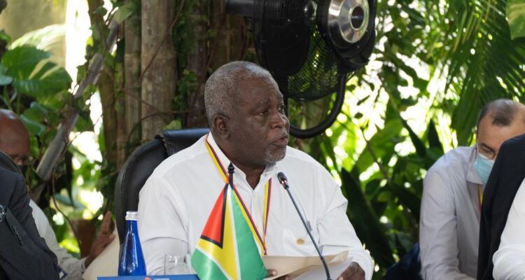 Guyana aseguró que su soberanía «permanece amenazada» por Venezuela 1 Mark Phillips, primer ministro de Guyana
