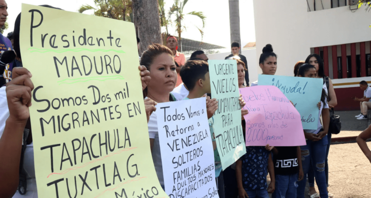 Migrantes venezolanos varados