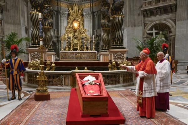 Papa funeral
