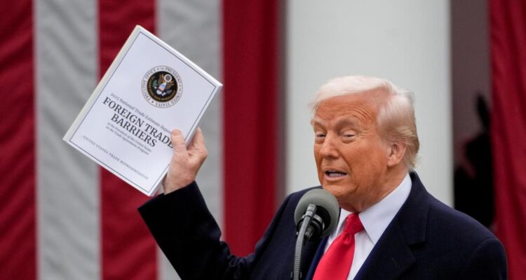 Suspensión de los aranceles de Trump desata sospechas de manipulación del mercado bursátil 1 Trump