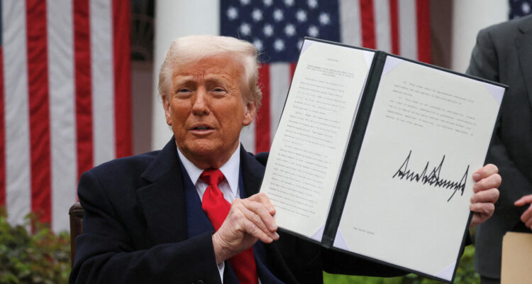 Trump anuncia un arancel del 15% para Venezuela a partir del 9 de abril