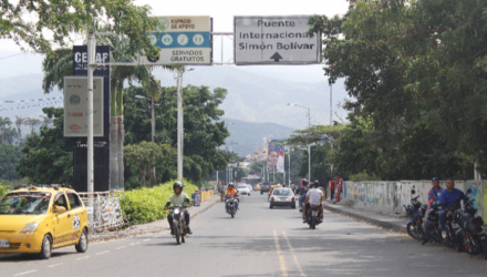 APERTURA DE LA FRONTERA
