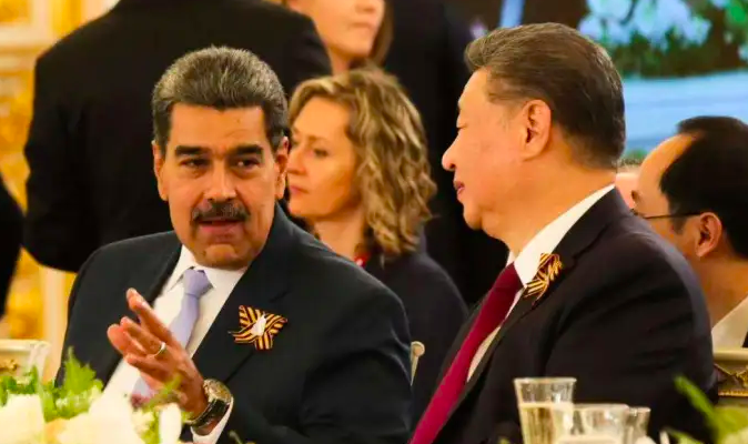 Xi Jinping rompe el silencio tras la agresión militar de EE. UU. contra Venezuela 1 Captura de pantalla 2025 05 10 a las 8.55.03 a. m