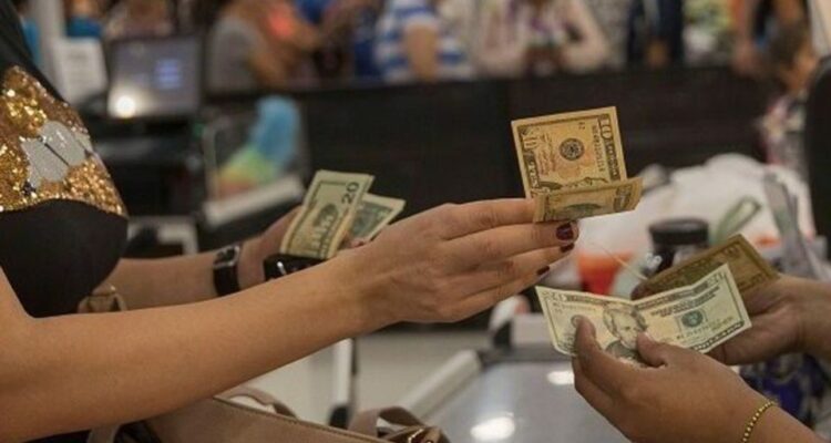 Dolares