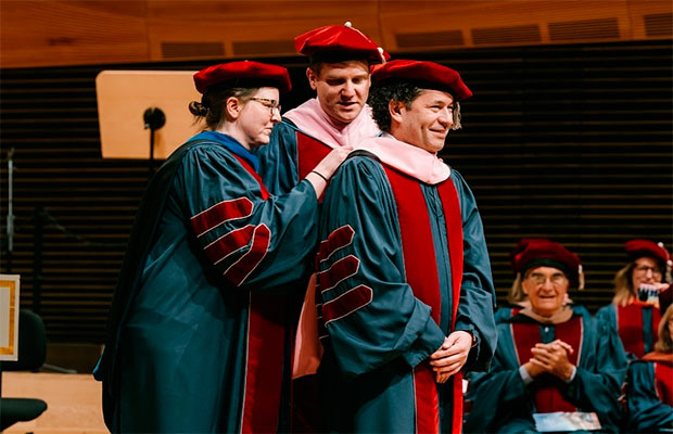 Gustavo Dudamel recibe titulo