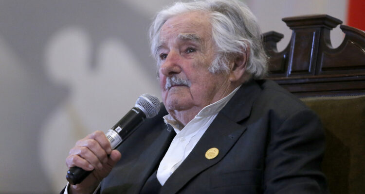 Mujica