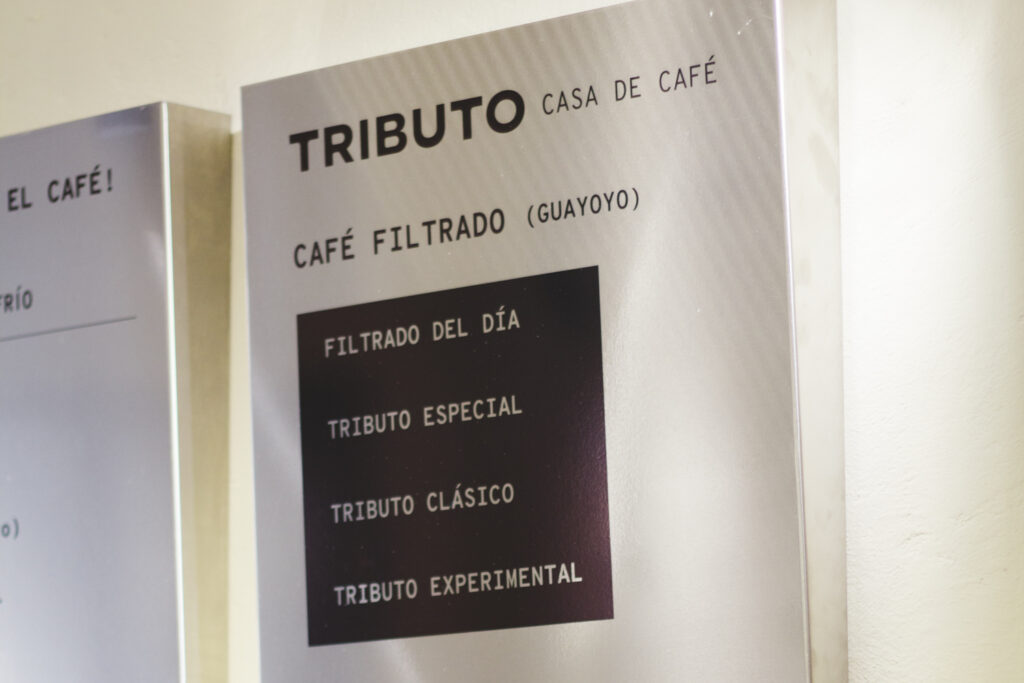Tributo cafe El Nacional Ezequiel Carias 4