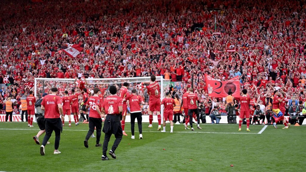 liverpool fc crowd