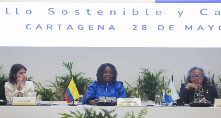 Laura Sarabia Caricom