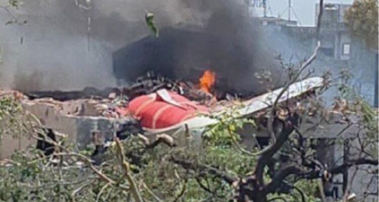 Accidente del avion de Air India con 240 pasajeros