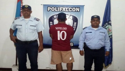 Violo a una niña