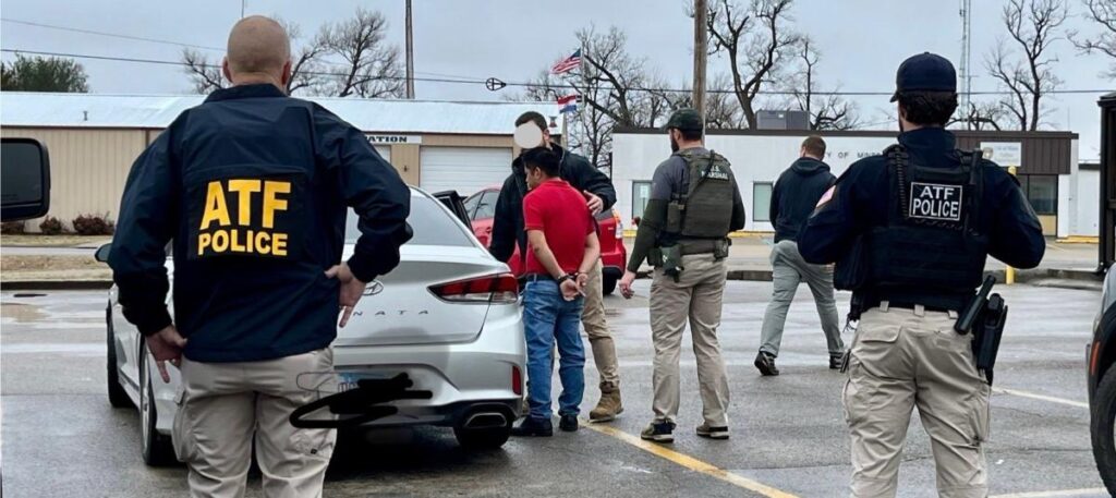 Detenidos migrantes