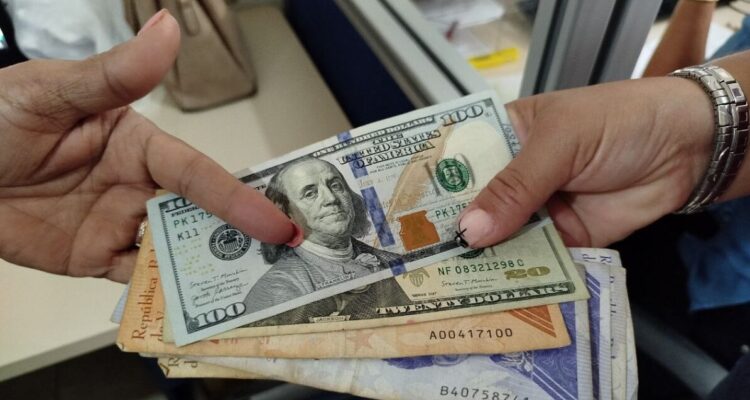 Dolares bolivares