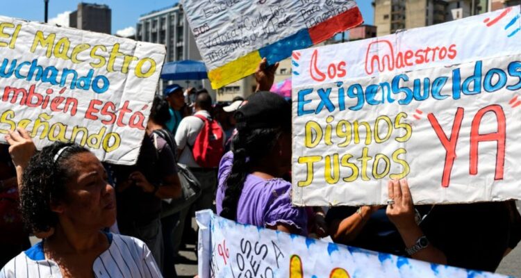 Federación Venezolana de Maestros piden 480 dólares del Bono Vacacional 2025 1 Maestros