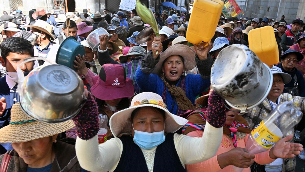 Seguidores de Evo Morales iniciaron un bloqueo de carreteras en el centro de Bolivia