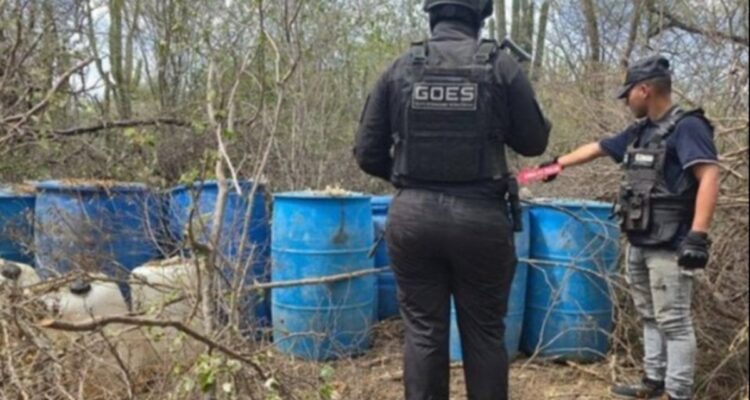 Incautaron más de 14 mil litros de combustible de aviación 1 Combustible