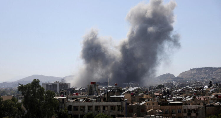 Israel atacó cuartel general del Ejército sirio en Damasco 1 Israel