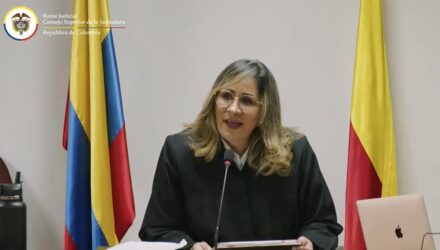 Jueza caso Uribe