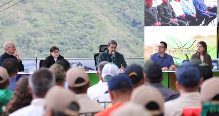 Presidente Maduro aprobó Fondo Especial de Lluvias 1 Maduro