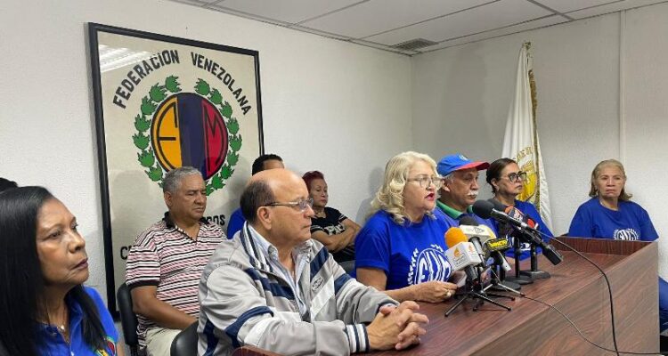 FVM: Desde que fue designado el Ministro de Educación Héctor Rodríguez nunca se ha reunido con el Magisterio Nacional 1 Maestros