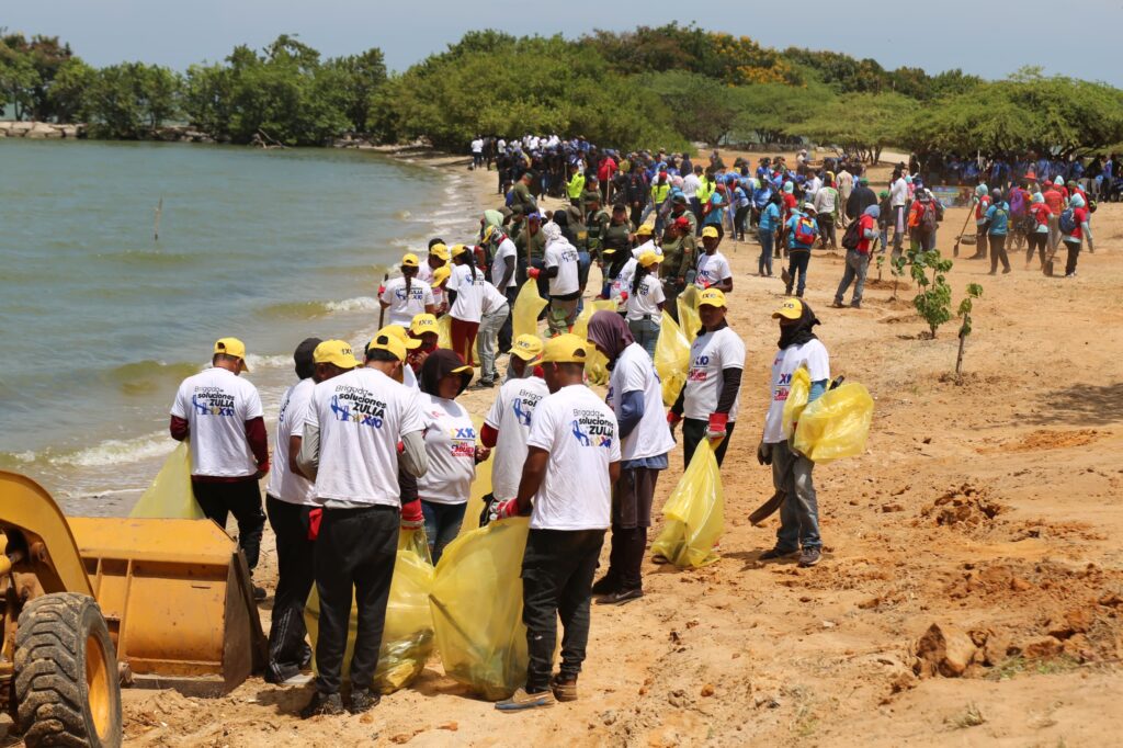 Plan Maestro para el Rescate del Lago de Maracaibo sensibilizó a población sobre su preservación para las generaciones presentes y futuras 7 PHOTO 2025 07 24 12 32 35 3