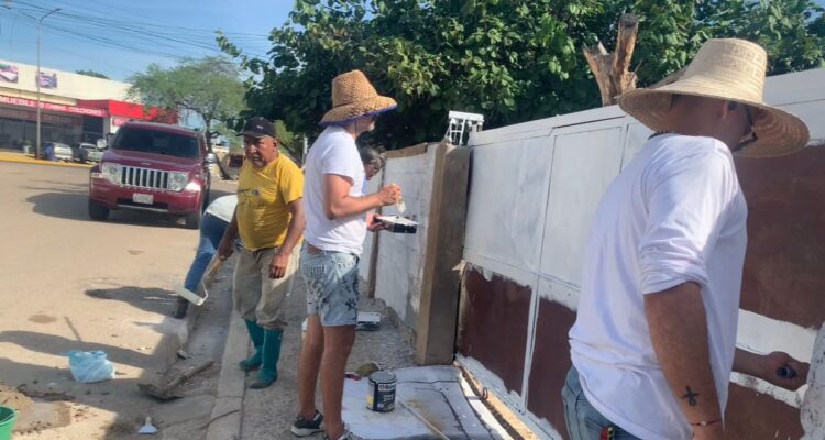 «Los 18 comunitarios»: Impacto de la exposición colectiva muralista en la comunidad 1 Comunitario Murales