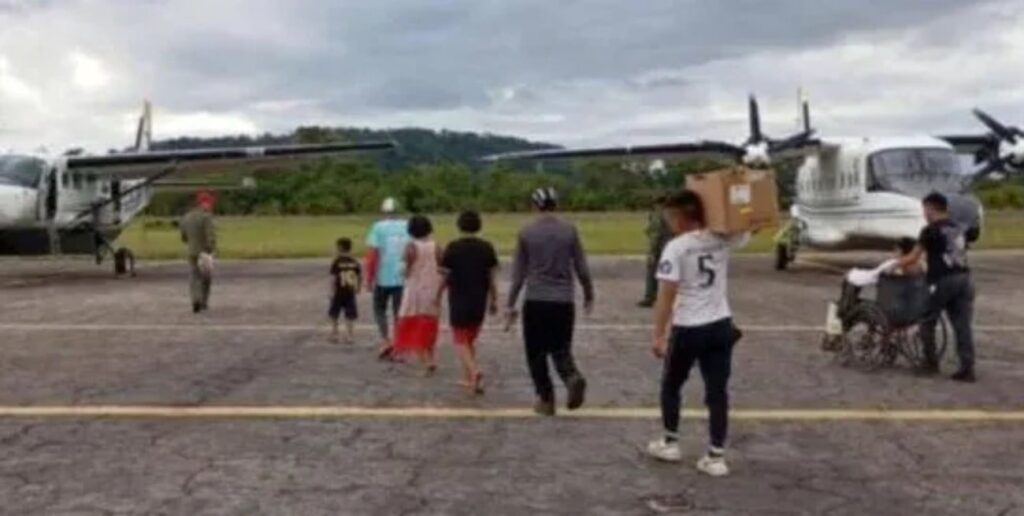 Rescataron con vida a tres personas tras accidente aéreo en Amazonas 2 RI289vfRn 1300x655 1