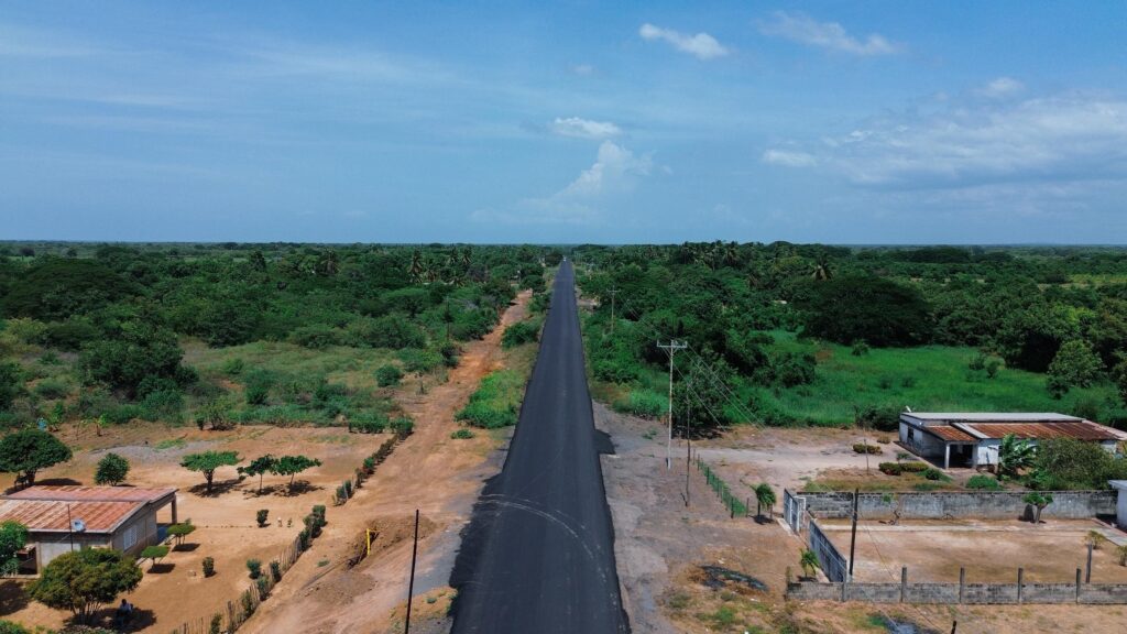 Comenzó nueva fase de asfaltado en Mara para beneficiar transporte y zonas productivas 4 WhatsApp Image 2025 07 03 at 8.52.40 AM 1