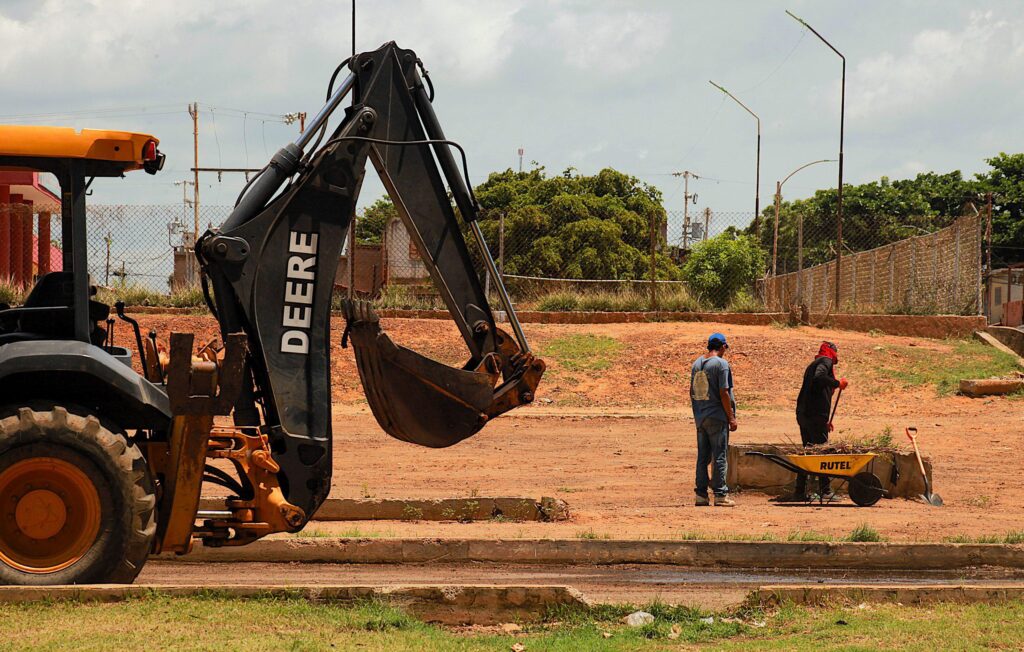 Gobernador Caldera: Plan Zulia Oeste está pensado en la construcción de una ciudad humana junto a las Salas de Autogobierno 4 WhatsApp Image 2025 07 11 at 2.00.06 PM 1