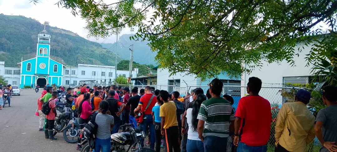 Diputada Arly González: «Los Pueblos Indígenas del Zulia salieron a votar masivamente» 4 WhatsApp Image 2025 07 28 at 9.22.29 AM