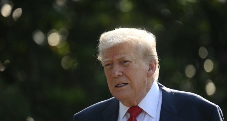 Trump negó haber conversado con su administración para planear un «cambio de gobierno» en Venezuela 1 trump2