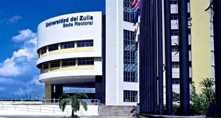 APUCV: profesores universitarios en Venezuela ganan entre 1 o 4 dólares al mes 1 APUCV
