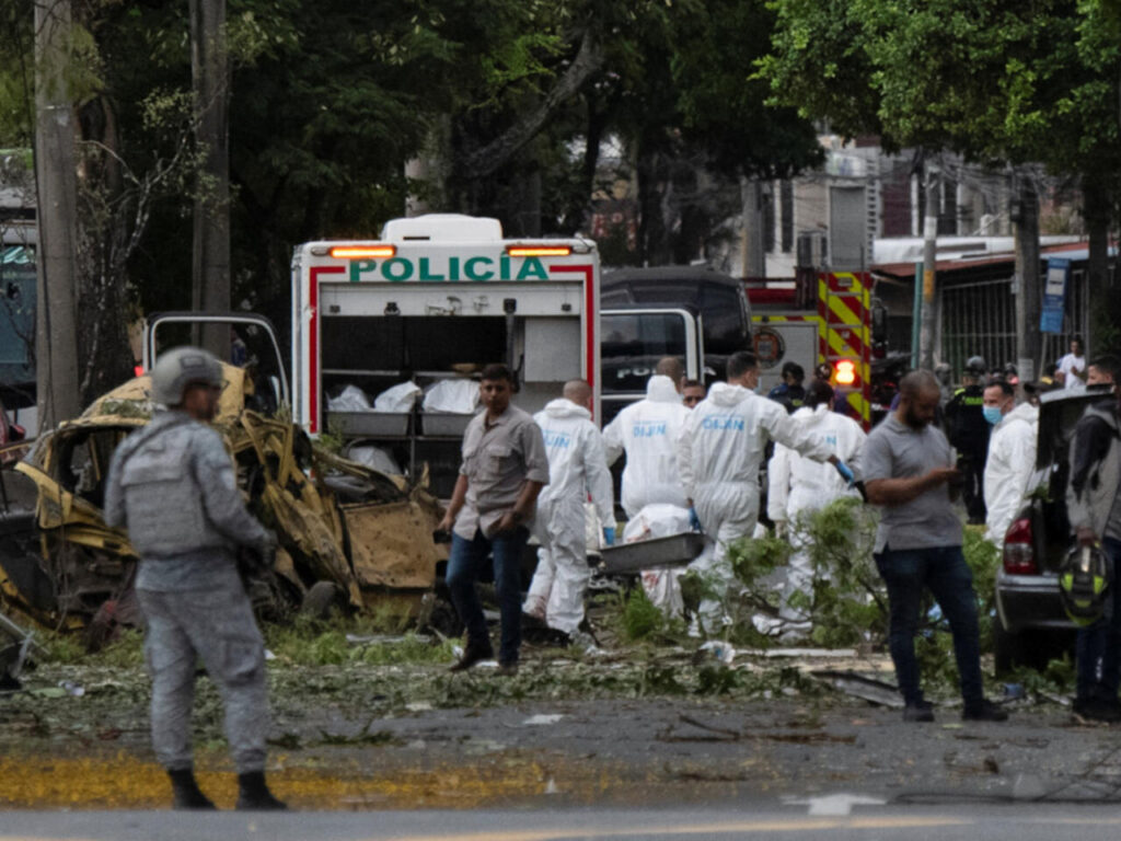 Subió a 20 la cifra de muertos en Colombia tras atentados 2 Atentado en Colombia 2
