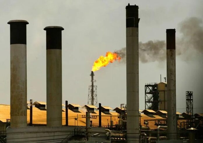 Flexibilización de sanciones permitió a Venezuela afianzarse como exportador de asfalto hacia EE.UU. 3 Centro Refinador Paraguana