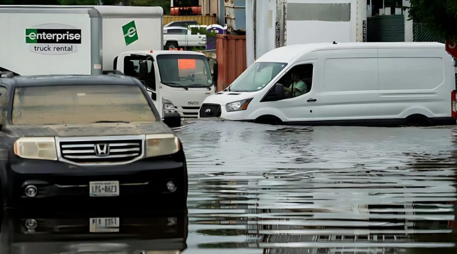 Nueva York y Nueva Jersey, en estado de emergencia por fuertes inundaciones 2 Estado de emergencia