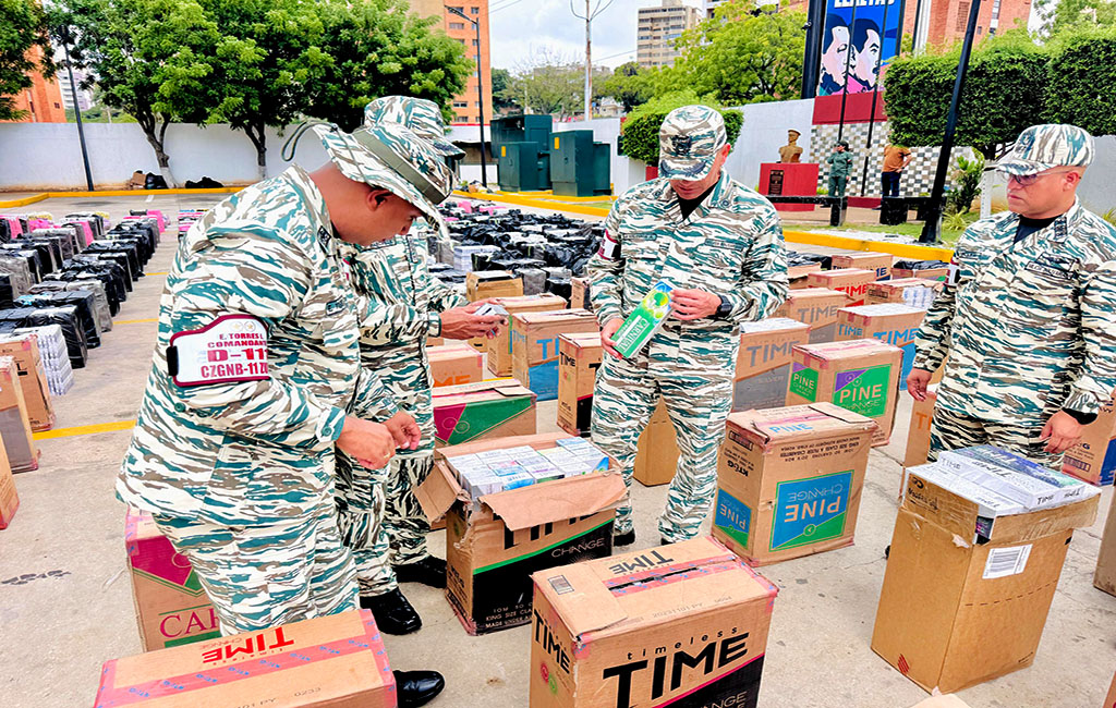 FANB incautó 295 bultos de cigarro, 4 de tabaco y 12.000 unidades de chimó en Las Pulgas 3 FANB incauta en Las Pulgas importante contrabando de cigarrillos 2 t