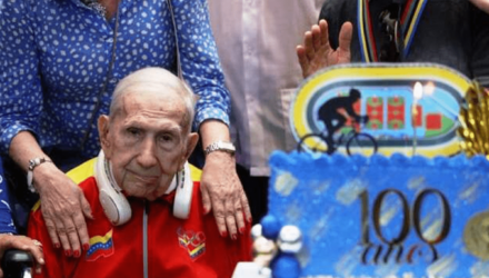 Julio César León