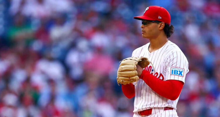 Jesús Luzardo Alcanza Hito de 706 Ponches y Décima Victoria de la Temporada 1 Luzardo
