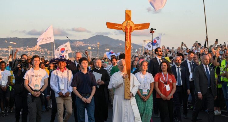 León XIV a las jóvenes: «Ningún algoritmo podrá sustituir jamás un abrazo» 1 Papa León
